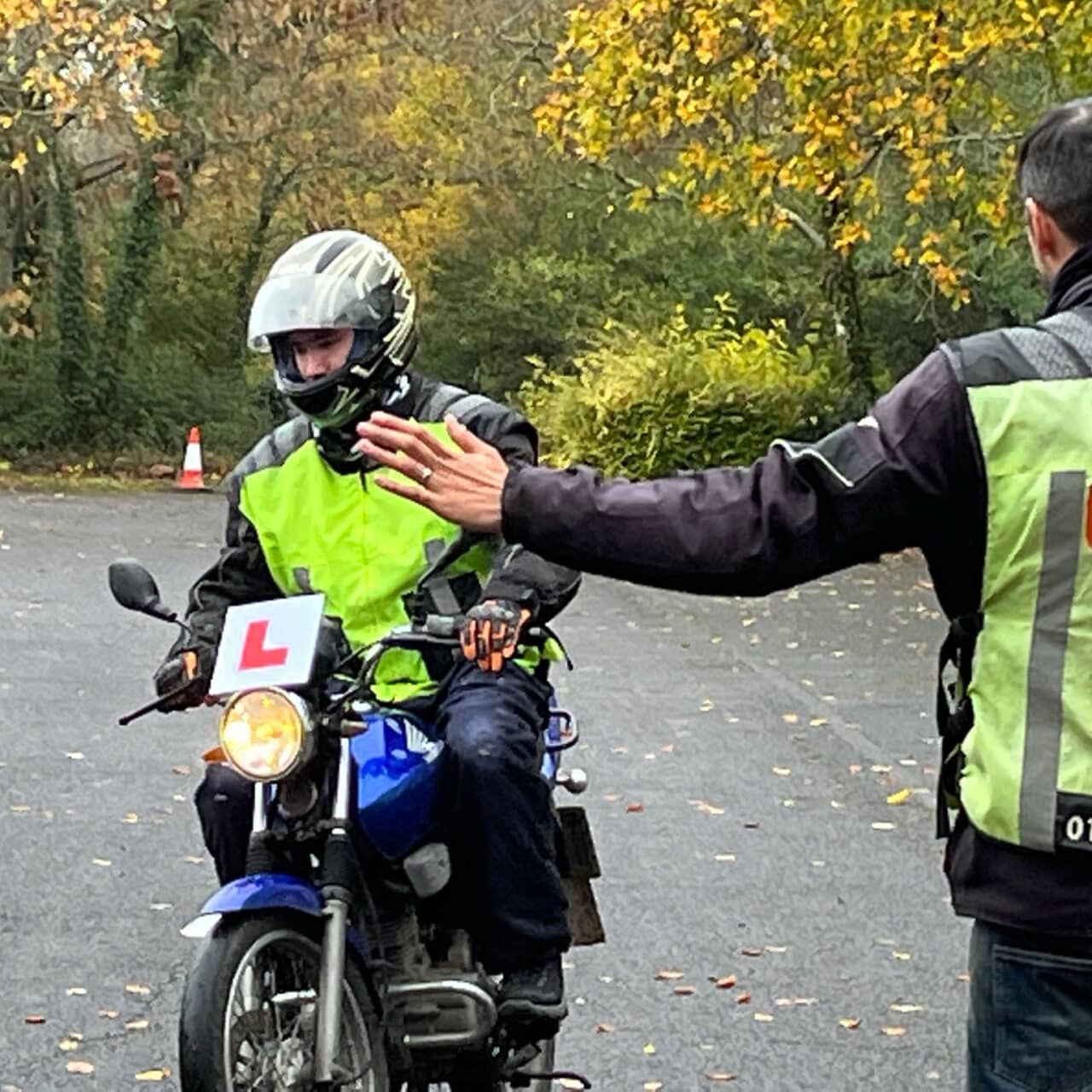 CBT instructor signaling learner